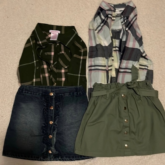 Sold - Picture 1 of 11